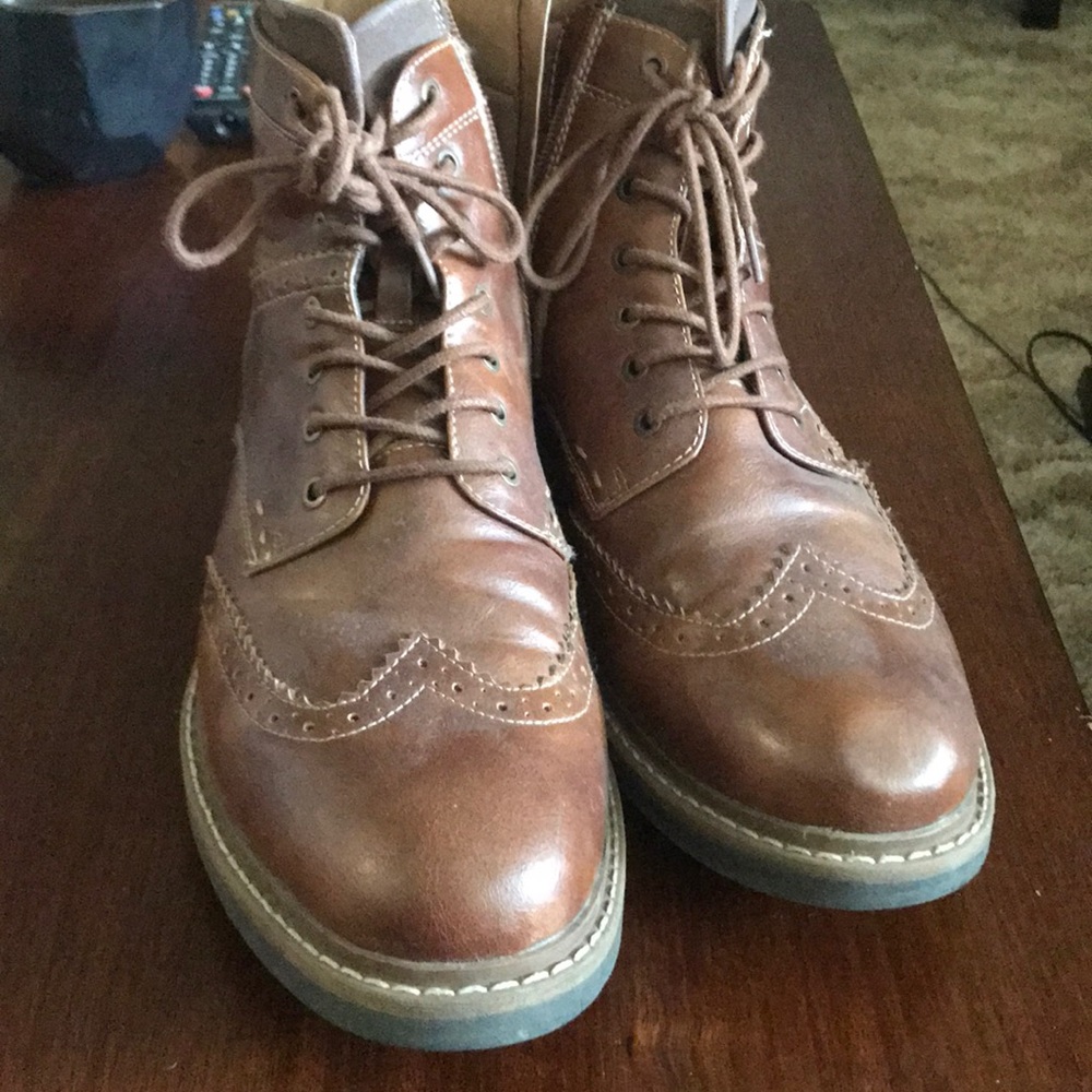 Men’s leather dress boots